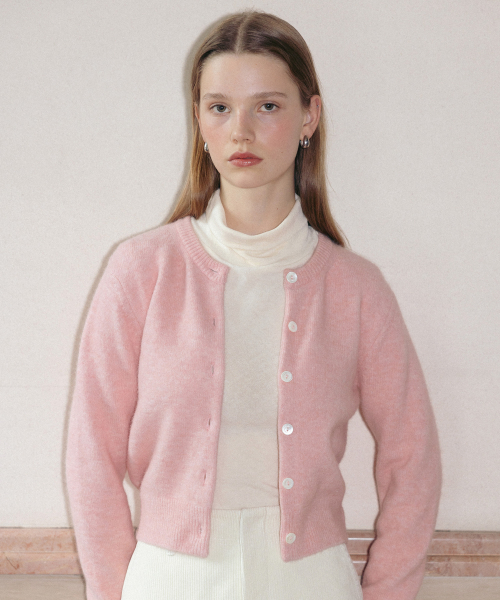 TTUDEMENT(トュードメント)の「ROLL-NECK LONG SLEEVE TOP CREAM(Tシャツ/カットソー・レディース・その他・FREE)」の2枚目の写真