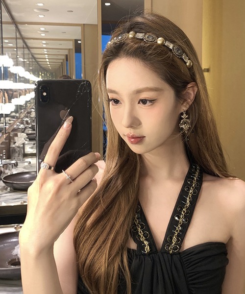 c.u.l（シーユーエル）の「ラインストーン ビジュー カチューシャ cula1352（カチューシャ・レディース・ゴールド・FREE）」の5枚目の写真