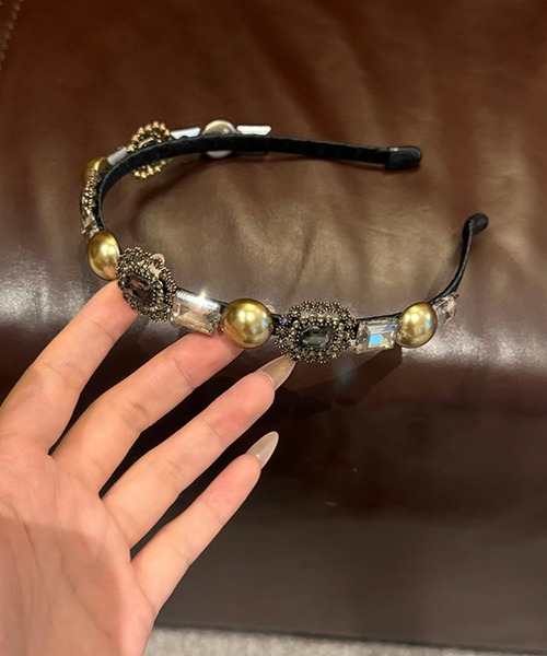 c.u.l（シーユーエル）の「ラインストーン ビジュー カチューシャ cula1352（カチューシャ・レディース・ゴールド・FREE）」の2枚目の写真