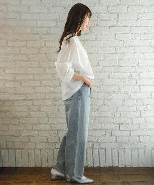 URBAN RESEARCH Sonny Label(アーバンリサーチサニーレーベル)の「『WEB限定』フロントタックバンドカラーシャツ(シャツ/ブラウス・レディース・ブルー/ライトベージュ/ホワイト系その他/ホワイト/ドット・FREE)」の9枚目の写真