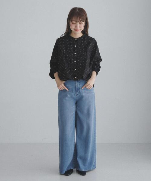 URBAN RESEARCH Sonny Label(アーバンリサーチサニーレーベル)の「『WEB限定』フロントタックバンドカラーシャツ(シャツ/ブラウス・レディース・ブルー/ライトベージュ/ホワイト系その他/ホワイト/ドット・FREE)」の12枚目の写真