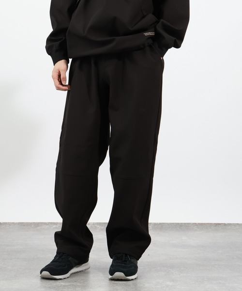 BAYFLOW（ベイフロー）の「[セットアップ可]アクティブウォームパンツ[防風・ストレッチ]（その他パンツ・メンズ・グレー/ブラック・MEDIUM/LARGE）」の2枚目の写真