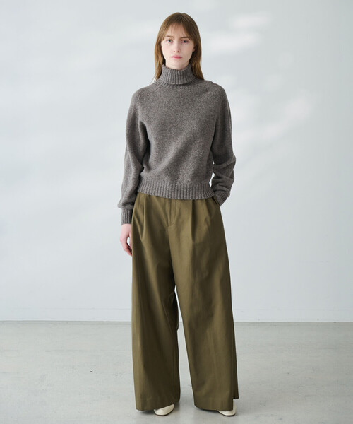 Morris & Sons（モリスアンドサンズ）の「MORRIS & SONS | ジーロンラム タートルネックニット WOMEN（ニット/セーター・レディース・ブラック/レッド/ベージュ系その他/ベージュ・0/00）」の8枚目の写真