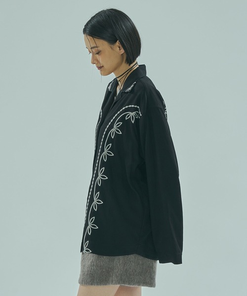 ROSE BUD（ローズバッド）の「(mag.by c)EMBROIDERY SHIRT（シャツ/ブラウス・レディース・オフホワイト/ブラック・ONE SIZE）」の14枚目の写真