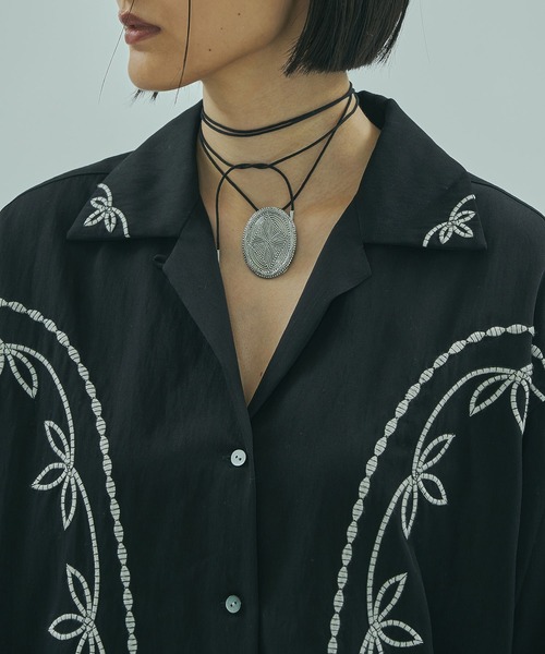 ROSE BUD（ローズバッド）の「(mag.by c)EMBROIDERY SHIRT（シャツ/ブラウス・レディース・オフホワイト/ブラック・ONE SIZE）」の20枚目の写真