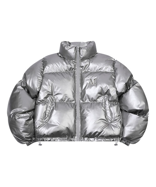 セール】ラディエンメタルロゴハイネックグロッシークロップパディング