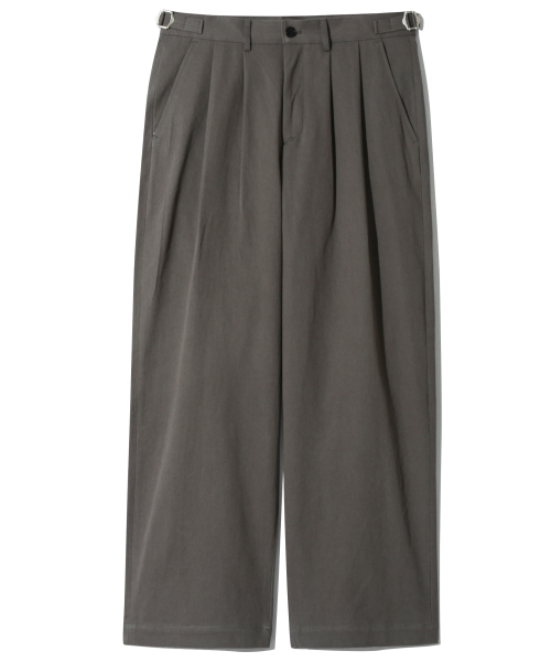 BASEMOMENT(ベースモーメント)の「ベルリンツーピンタックワイドチノパンツセージグレー(その他パンツ・メンズ・その他・LARGE/X-LARGE/MEDIUM)」の1枚目の写真