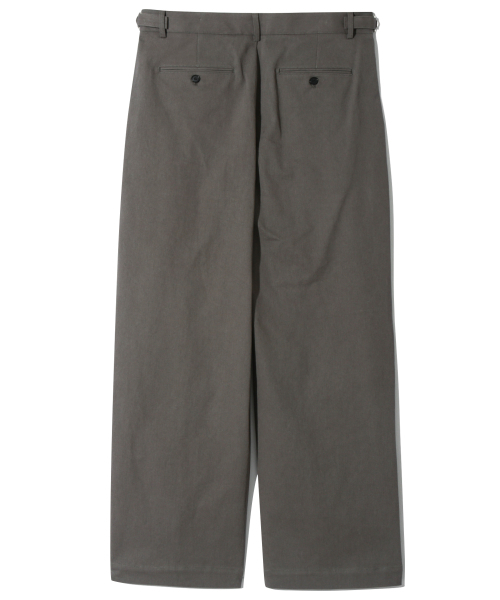 BASEMOMENT(ベースモーメント)の「ベルリンツーピンタックワイドチノパンツセージグレー(その他パンツ・メンズ・その他・LARGE/X-LARGE/MEDIUM)」の7枚目の写真