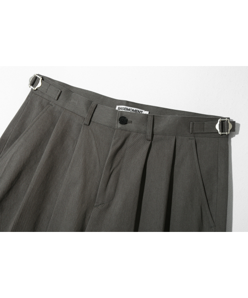 BASEMOMENT(ベースモーメント)の「ベルリンツーピンタックワイドチノパンツセージグレー(その他パンツ・メンズ・その他・LARGE/X-LARGE/MEDIUM)」の8枚目の写真