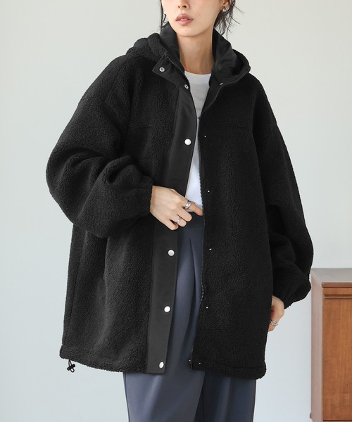 itto...(イット)の「ボアビッグシルエット フード付ロングブルゾン(ブルゾン・レディース・アイボリー/ブラック・M)」の19枚目の写真