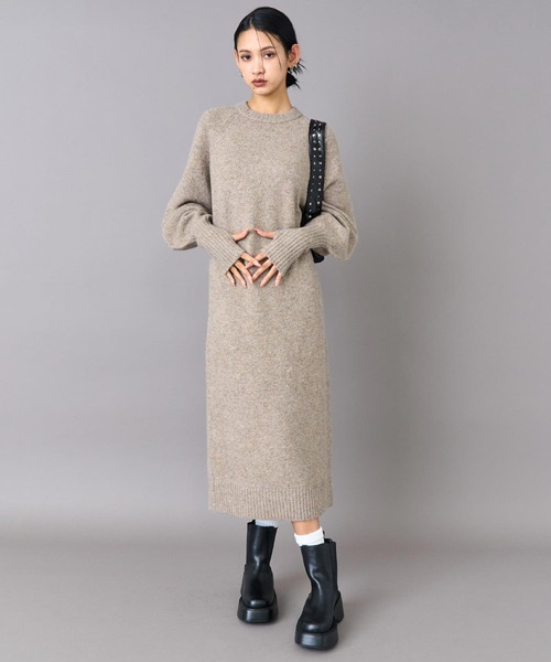 ANAP(アナップ)の「フィンガーホール メランジ ニットワンピース(ワンピース・レディース・アイボリー/ブラック/ブラウン・F)」の1枚目の写真