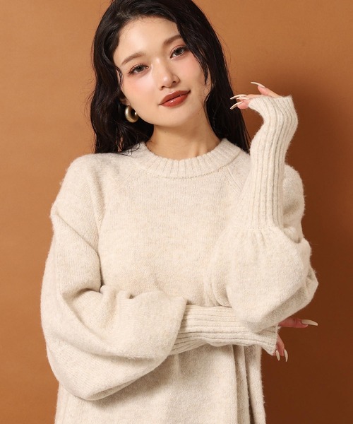 ANAP(アナップ)の「フィンガーホール メランジ ニットワンピース(ワンピース・レディース・アイボリー/ブラック/ブラウン・F)」の21枚目の写真