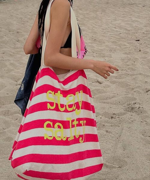 NAKED SURF CLUB(ネイキッドサーフクラブ)の「ソルティストライプビッグバッグ (ピンク)(ショルダーバッグ・レディース・ピンク・FREE)」の3枚目の写真