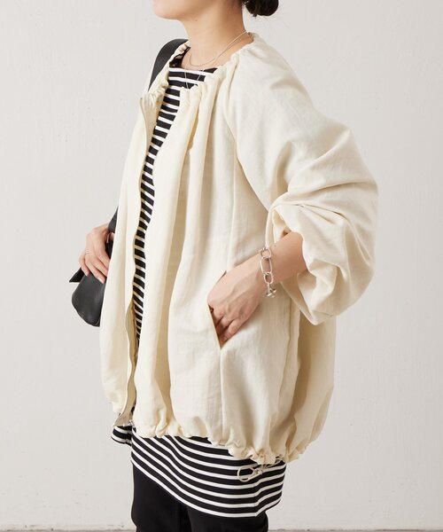 BEARDSLEY（ビアズリー）の「ギャザーブルゾン（ノーカラージャケット・レディース・ブラック/アイボリー・FREE）」の16枚目の写真