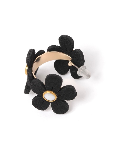 niko and...（ニコアンド）の「フェルトフラワーピアス（ピアス（両耳用）・レディース・ブラウン/ブラック・0）」の3枚目の写真