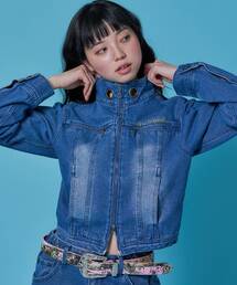 SEQUENZ（シークエンズ）の「【sqnz（エスキュンズ）】sqnz eyelet short denim jacket  / ユニセックス ハトメ レザーパッチ デニム ジップ 加工 刺繍 【セットアップ着用可能】（ブルゾン）」