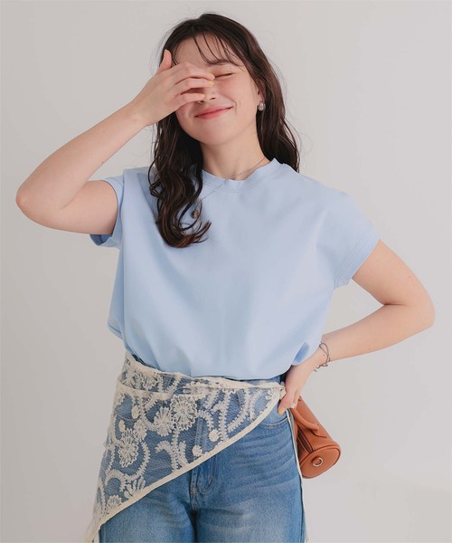 titivate(ティティベイト)の「機能性カットソーフレンチスリーブトップス(Tシャツ/カットソー・レディース・ブラウン/ホワイト/ピンク/ブラック/ライトブルー/グレイッシュベージュ/チャコール・L/M/S)」の6枚目の写真
