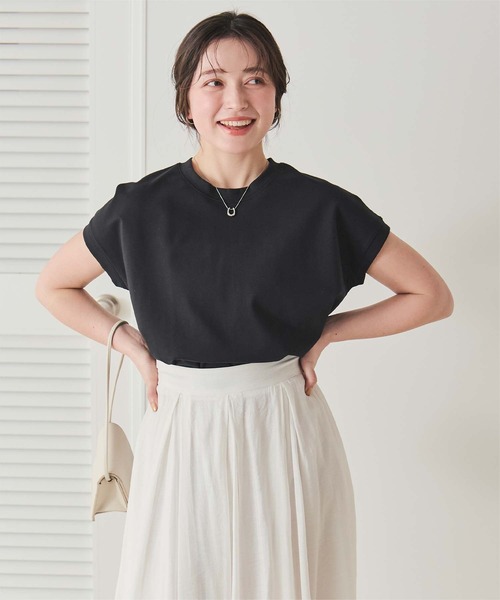 titivate(ティティベイト)の「機能性カットソーフレンチスリーブトップス(Tシャツ/カットソー・レディース・ブラウン/ホワイト/ピンク/ブラック/ライトブルー/グレイッシュベージュ/チャコール・L/M/S)」の3枚目の写真
