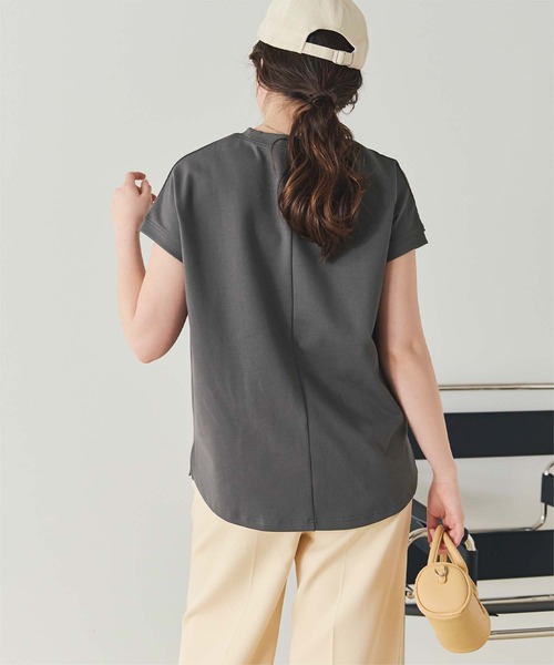 titivate(ティティベイト)の「機能性カットソーフレンチスリーブトップス(Tシャツ/カットソー・レディース・ブラウン/ホワイト/ピンク/ブラック/ライトブルー/グレイッシュベージュ/チャコール・L/M/S)」の21枚目の写真