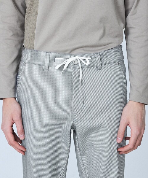5351 POUR LES HOMMES（ゴーサンゴーイチプールオム）の「ツイル テーパード スキニー パンツ（その他パンツ・メンズ・ブラック/グレー・48/46/44/50）」の22枚目の写真
