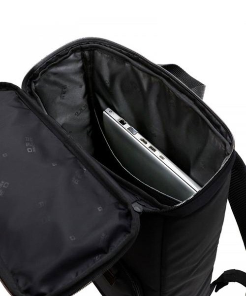 Samsonite(サムソナイト)の「サムソナイトレッド NEROZAC 2 バックパック ブラック(バックパック/リュック・メンズ・ブラック・ONE SIZE)」の8枚目の写真