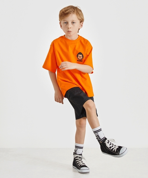 XLARGE KIDS(エクストララージキッズ)の「ファニーゴリラワンポイント半袖Tシャツ(Tシャツ/カットソー・キッズ・ブラック/オレンジ/グリーン・110cm/100cm/120cm/130cm/140cm/80cm/90cm)」の14枚目の写真