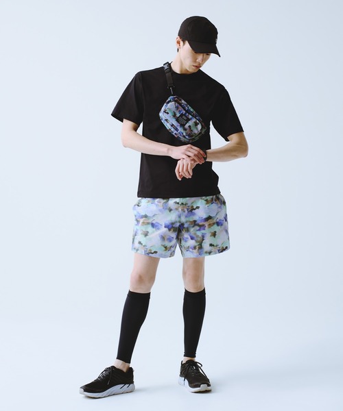 KiU（キウ）の「キウ UVカットクイックドライベーシックT（Tシャツ/カットソー・レディース・サックスブルー/オフホワイト/ブラック・LARGE/X-LARGE/MEDIUM）」の3枚目の写真