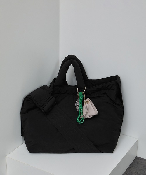 SALON adam et rope'（サロン アダム エ ロペ）の「【WEB限定】ペアレンツトートバッグ［ユニセックスで使える・軽量・A4］2（トートバッグ・レディース・ブラック/ベージュ系その他2・FREE）」の4枚目の写真