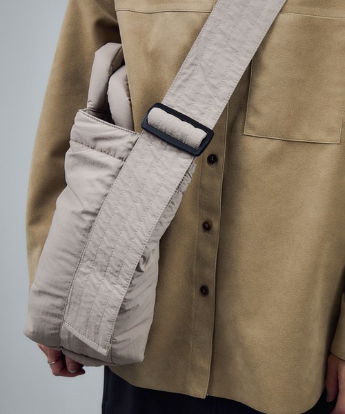 SALON adam et rope'（サロン アダム エ ロペ）の「【WEB限定】ペアレンツトートバッグ［ユニセックスで使える・軽量・A4］2（トートバッグ・レディース・ブラック/ベージュ系その他2・FREE）」の5枚目の写真