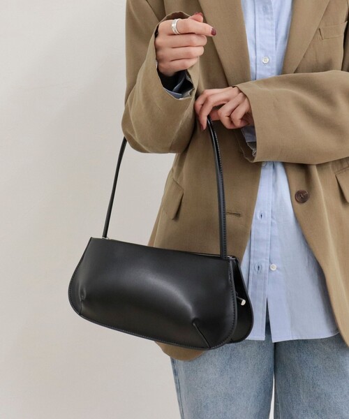 fredy emue（フレディエミュ）の「２ルームスリムバッグ（ショルダーバッグ・レディース・ミント/ブラック・FREE）」の6枚目の写真