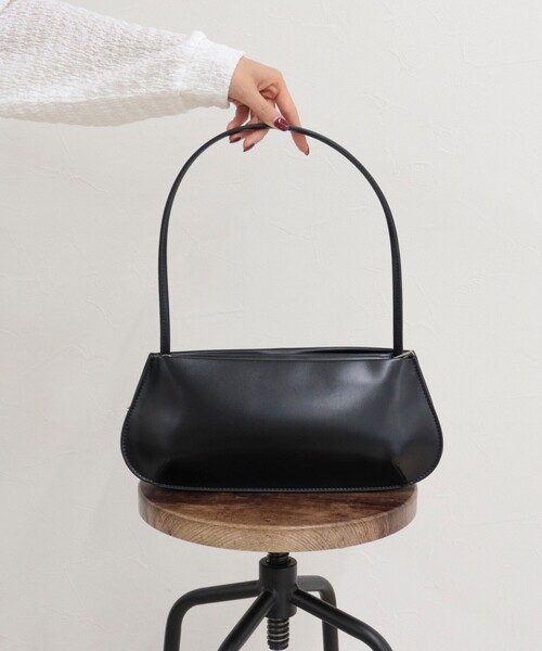 fredy emue（フレディエミュ）の「２ルームスリムバッグ（ショルダーバッグ・レディース・ミント/ブラック・FREE）」の7枚目の写真