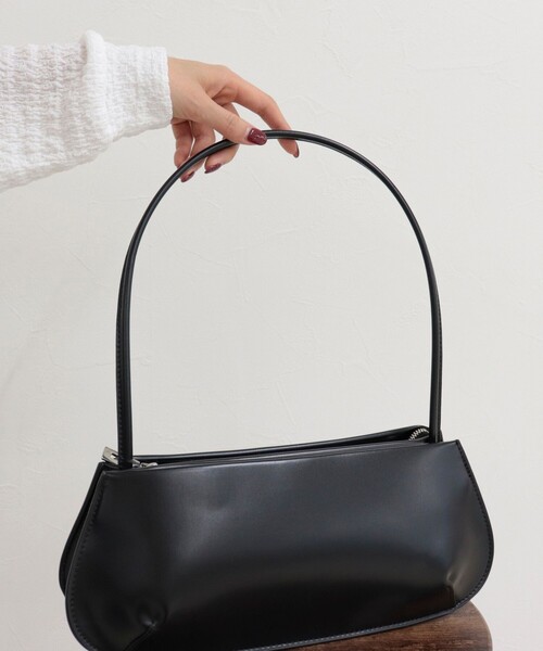 fredy emue（フレディエミュ）の「２ルームスリムバッグ（ショルダーバッグ・レディース・ミント/ブラック・FREE）」の10枚目の写真