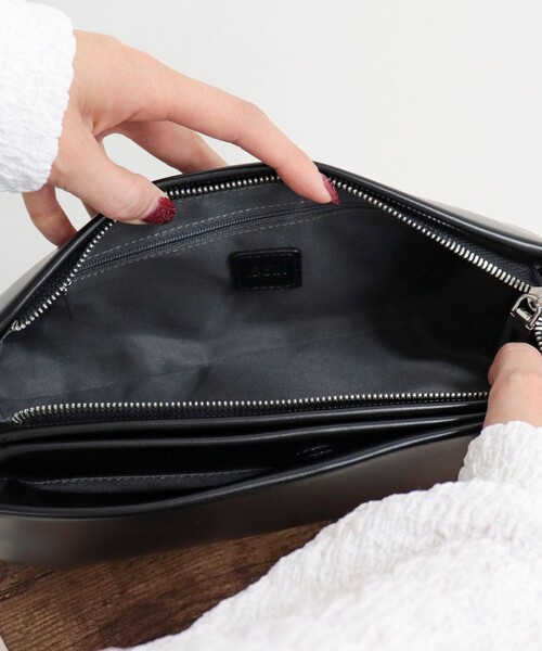 fredy emue（フレディエミュ）の「２ルームスリムバッグ（ショルダーバッグ・レディース・ミント/ブラック・FREE）」の14枚目の写真