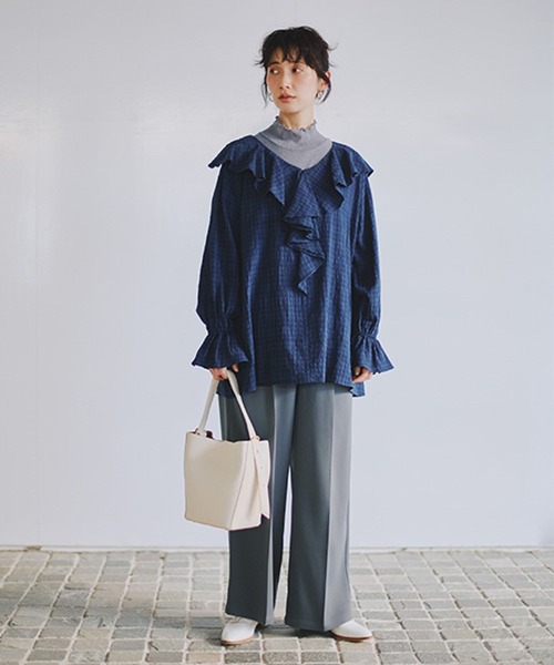 studio CLIP（スタディオクリップ）の「ソフトチュールハイネックプルオーバー[プラスサイズあり]（Tシャツ/カットソー・レディース・グレー/オフホワイト/ライトブルー・ﾌﾘｰ(L)/MEDIUM/LARGE）」の18枚目の写真