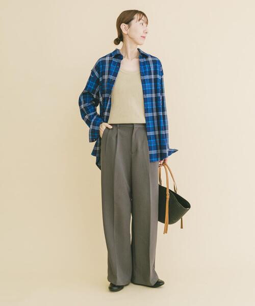 ITEMS URBANRESEARCH（アイテムズ アーバンリサーチ）の「TRストレッチ チェックレギュラーカラーシャツ（シャツ/ブラウス・レディース・ブラック/ベージュ/ネイビー・MEDIUM/LARGE）」の6枚目の写真