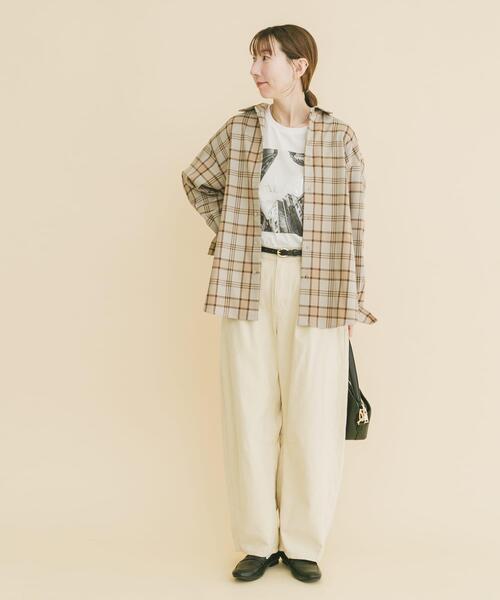 ITEMS URBANRESEARCH（アイテムズ アーバンリサーチ）の「TRストレッチ チェックレギュラーカラーシャツ（シャツ/ブラウス・レディース・ブラック/ベージュ/ネイビー・MEDIUM/LARGE）」の22枚目の写真