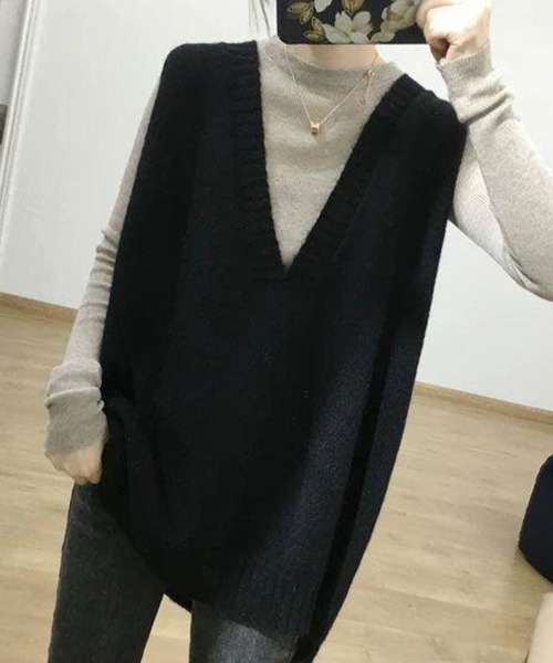 SallyLunn(サリーラン)の「深Vネックルーズニットベスト(ベスト・レディース・グレー/ブラウン/ブラック・MEDIUM/LARGE)」の5枚目の写真
