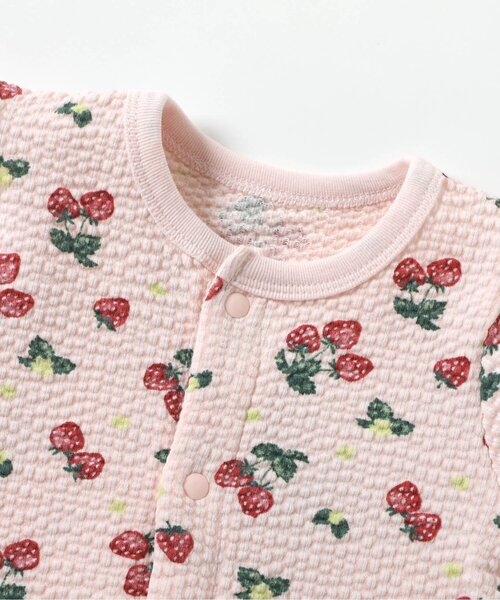Ampersand(アンパサンド)の「【リンク】いちご総柄ロンパス(ロンパース・キッズ・アイボリー/ピンク・80/70/60)」の5枚目の写真