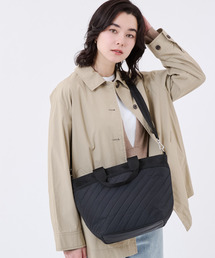 LeSportsac | BUCKET TOTE ラインデボスブラック(トートバッグ)