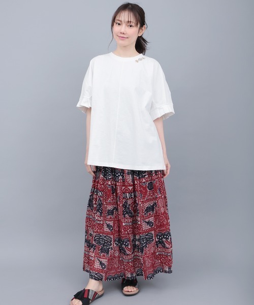 チチカカ(チチカカ)の「タックドルマンTシャツ(Tシャツ/カットソー・レディース・ブラック/ホワイト/グリーン・FREE)」の4枚目の写真