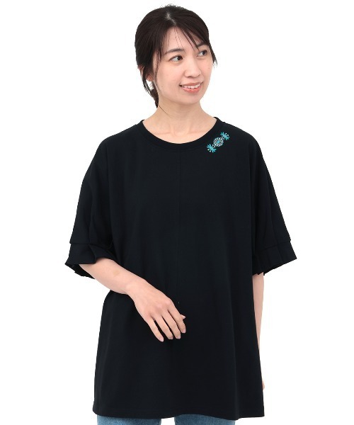 チチカカ(チチカカ)の「タックドルマンTシャツ(Tシャツ/カットソー・レディース・ブラック/ホワイト/グリーン・FREE)」の8枚目の写真