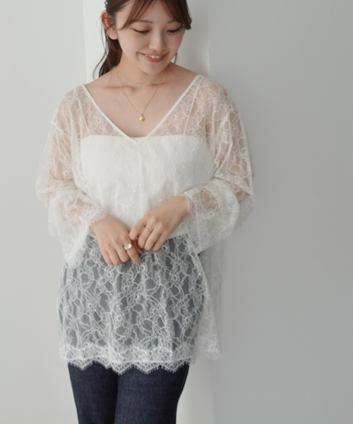 Noble（ノーブル）の「《追加》サラサシアーレースブラウス（シャツ/ブラウス・レディース・ホワイト/ブラック/ホワイト系その他・FREE）」の2枚目の写真
