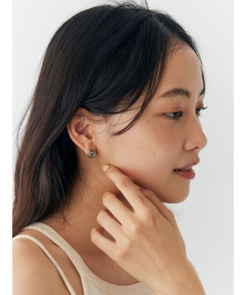 Ungrid（アングリッド）の「アシメデザインクリアピアス（ピアス（両耳用）・レディース・クリア・FREE）」の4枚目の写真