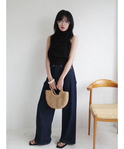 LAGUNAMOON(ラグナムーン)の「LMロゴセミワイドデニムパンツ セットアップ(デニムパンツ・レディース・ライトブルー/ブラック/インディゴブルー・SMALL/MEDIUM)」の18枚目の写真