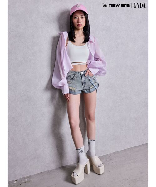 GYDA(ジェイダ)の「ジャストウエストGYDA chainダメージデニムショートパンツ(デニムパンツ・レディース・ブルー/ライトブルー・MEDIUM/SMALL/X-SMALL)」の3枚目の写真