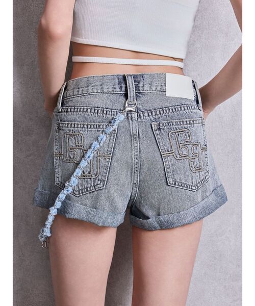 GYDA(ジェイダ)の「ジャストウエストGYDA chainダメージデニムショートパンツ(デニムパンツ・レディース・ブルー/ライトブルー・MEDIUM/SMALL/X-SMALL)」の22枚目の写真