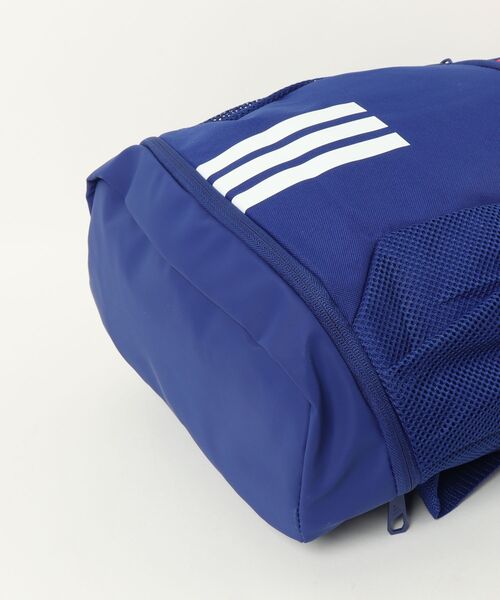 adidas(アディダス)の「《adidas》TIROユースバックパック(バックパック/リュック・メンズ・レッド系その他/ブラック×ゴールド/ブルー系その他・フリー)」の8枚目の写真