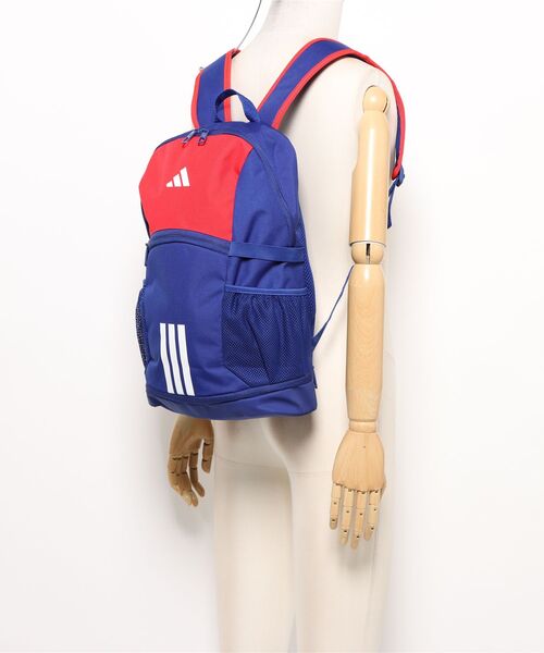 adidas(アディダス)の「《adidas》TIROユースバックパック(バックパック/リュック・メンズ・レッド系その他/ブラック×ゴールド/ブルー系その他・フリー)」の5枚目の写真
