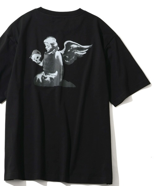 BRANDALISED(ブランダライズド)の「【BRANDALISED/ブランダライズド】冷感天竺 アソート バンクシー アートワークデザイン ショートスリーブTシャツ(Tシャツ/カットソー・メンズ・グレー系2/ブラック系2/グレー系1/ブラック系1/ブラック系3/アイボリー系1/アイボリー系3/アイボリー系2/グレー系3・M/XL/L)」の2枚目の写真