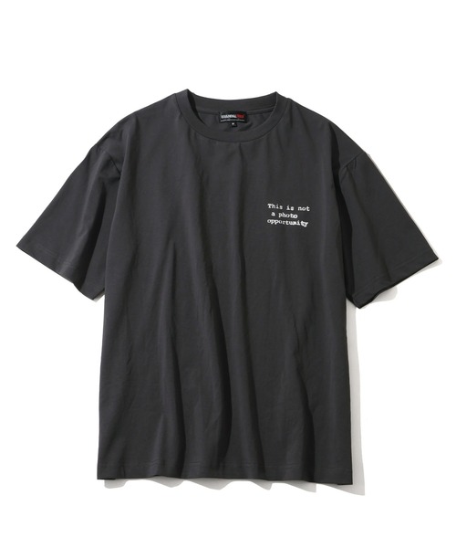 BRANDALISED(ブランダライズド)の「【BRANDALISED/ブランダライズド】冷感天竺 アソート バンクシー アートワークデザイン ショートスリーブTシャツ(Tシャツ/カットソー・メンズ・グレー系2/ブラック系2/グレー系1/ブラック系1/ブラック系3/アイボリー系1/アイボリー系3/アイボリー系2/グレー系3・M/XL/L)」の21枚目の写真